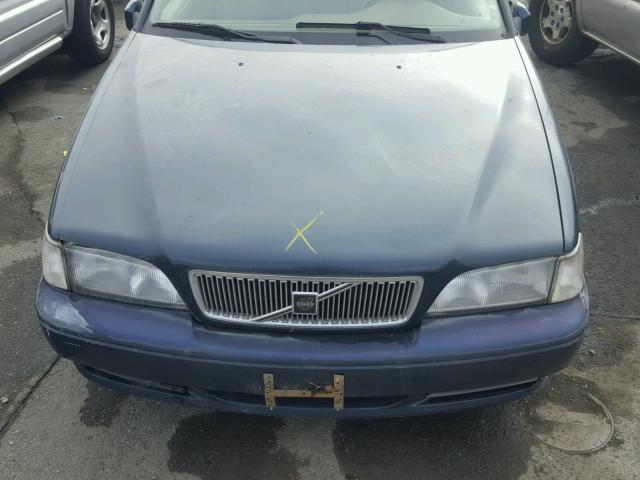 YV1LS5644W1452559 - 1998 VOLVO S70 GLT BLUE photo 7