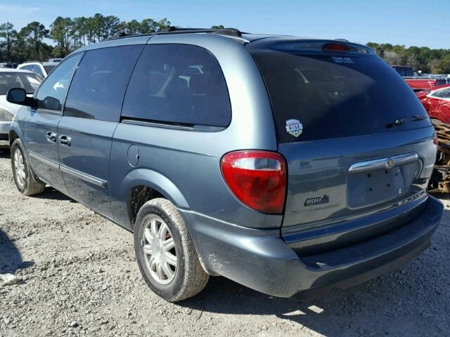 2C4GP54L55R444872 - 2005 CHRYSLER TOWN & COU GREEN photo 3