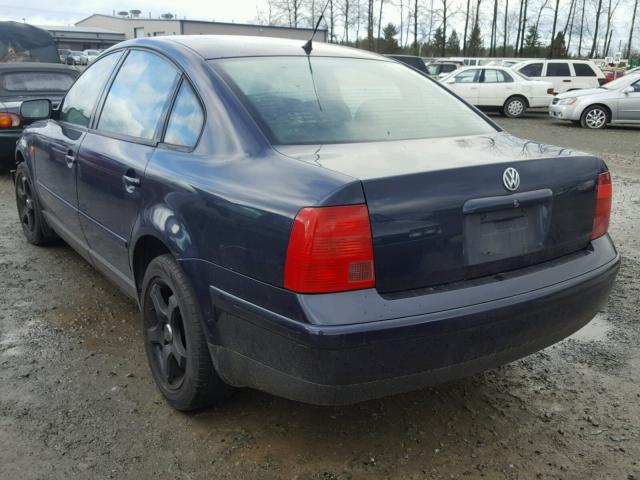 WVWMD63BXXE112145 - 1999 VOLKSWAGEN PASSAT GLS BLUE photo 3