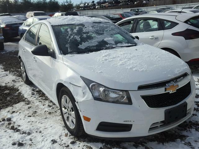 1G1PA5SG7D7256726 - 2013 CHEVROLET CRUZE LS WHITE photo 1