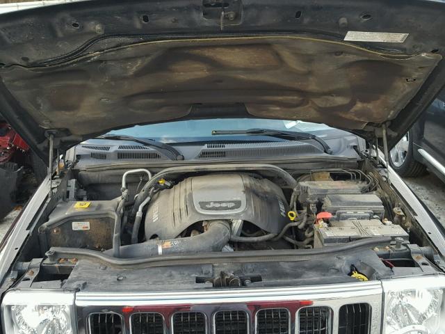 1J8HG58258C146351 - 2008 JEEP COMMANDER BLACK photo 7