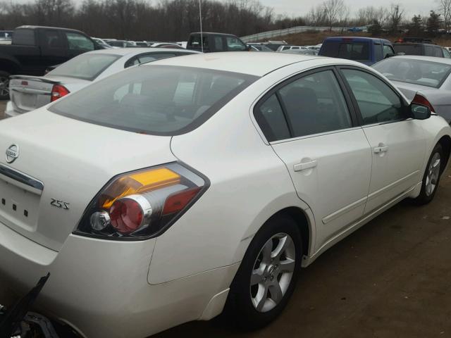 1N4AL21E19N537581 - 2009 NISSAN ALTIMA 2.5 WHITE photo 4