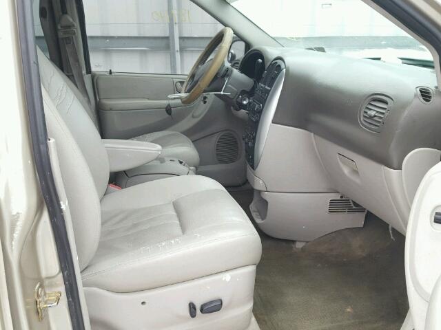 2A4GP54L26R921754 - 2006 CHRYSLER TOWN & COU TAN photo 5