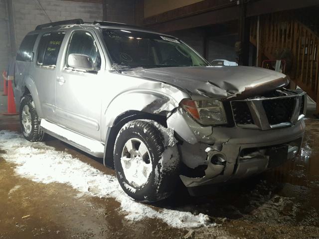 5N1AR18W16C641363 - 2006 NISSAN PATHFINDER SILVER photo 1