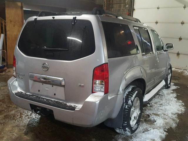 5N1AR18W16C641363 - 2006 NISSAN PATHFINDER SILVER photo 4