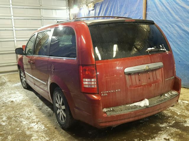 2A8HR54X99R666802 - 2009 CHRYSLER TOWN & COU RED photo 3