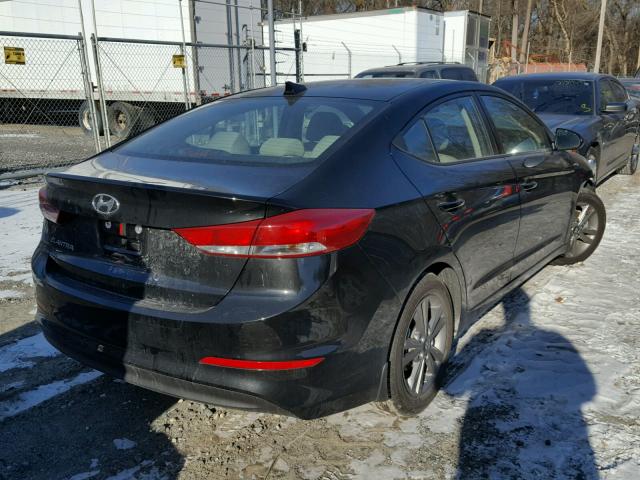 5NPD84LF5JH213595 - 2018 HYUNDAI ELANTRA SE BLACK photo 4