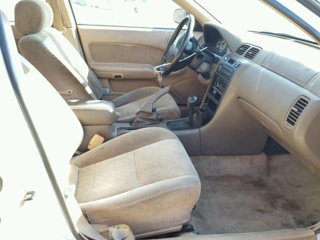 JN1CA21D6VT864003 - 1997 NISSAN MAXIMA GLE WHITE photo 5