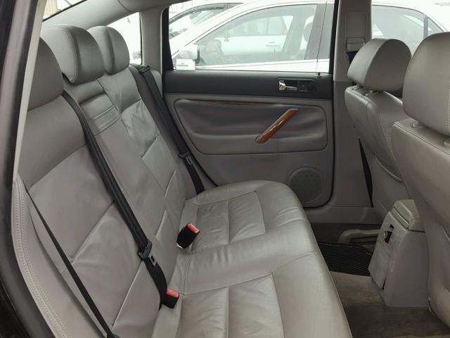 WVWRH63B24P052663 - 2004 VOLKSWAGEN PASSAT GLX 黑色 照片 6