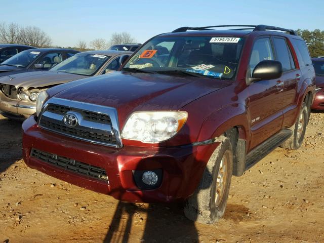 JTEBU14R478089221 - 2007 TOYOTA 4RUNNER SR RED photo 2