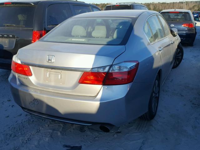 1HGCR2F30DA209563 - 2013 HONDA ACCORD LX SILVER photo 4