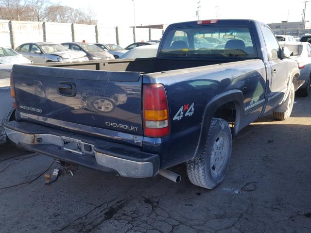 1GCEK14TX2E227647 - 2002 CHEVROLET SILVERADO BLUE photo 4