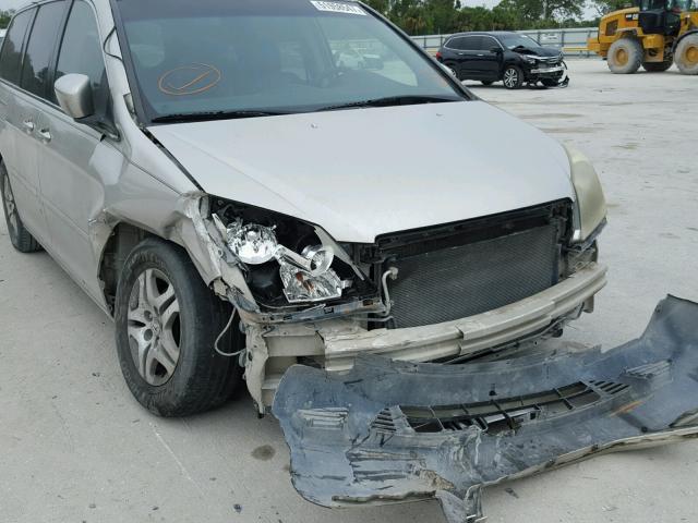 5FNRL38665B041640 - 2005 HONDA ODYSSEY EX SILVER photo 9