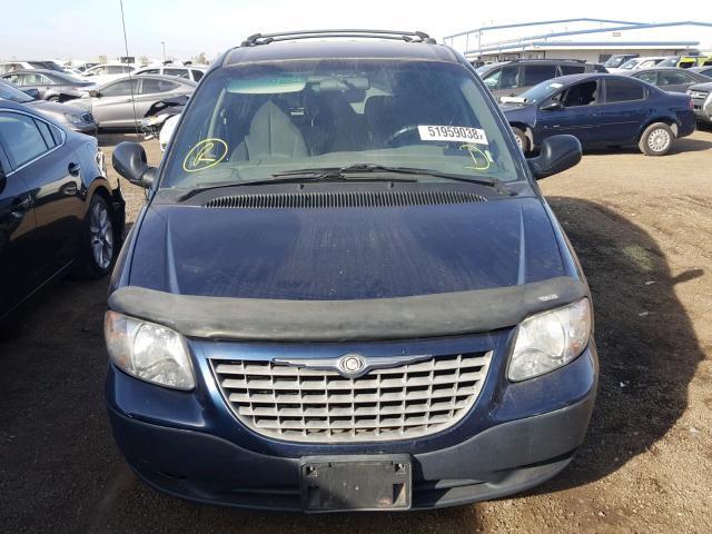 1C4GJ25372B535750 - 2002 CHRYSLER VOYAGER BLUE photo 9