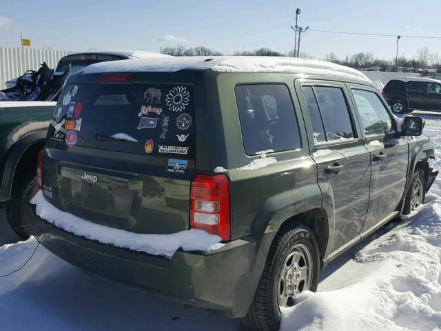 1J8FF28W27D353090 - 2007 JEEP PATRIOT SP GREEN photo 4