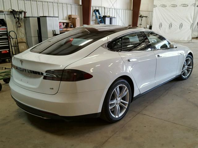 5YJSA1H19EFP38428 - 2014 TESLA MODEL S WHITE photo 4