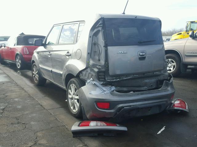 KNDJT2A66D7628247 - 2013 KIA SOUL + GRAY photo 3