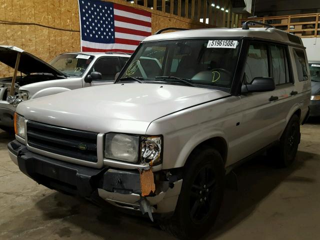 SALTY1545YA279354 - 2000 LAND ROVER DISCOVERY SILVER photo 2