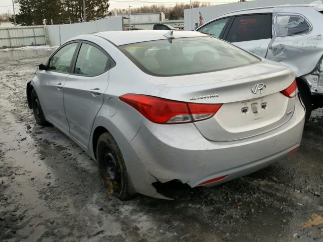 5NPDH4AE3DH155985 - 2013 HYUNDAI ELANTRA GL SILVER photo 3