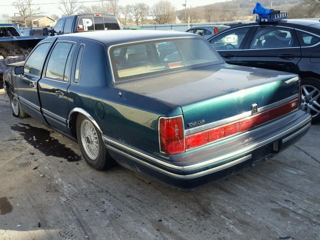 1LNLM82W4RY663244 - 1994 LINCOLN TOWN CAR S GREEN photo 3