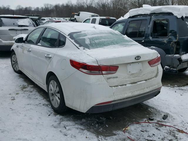 5XXGT4L30GG084333 - 2016 KIA OPTIMA LX WHITE photo 3