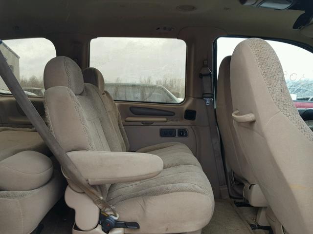 2FMDA5142WBB16168 - 1998 FORD WINDSTAR W TAN photo 6