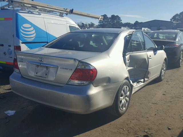 4T1BE32K05U501363 - 2005 TOYOTA CAMRY LE SILVER photo 4