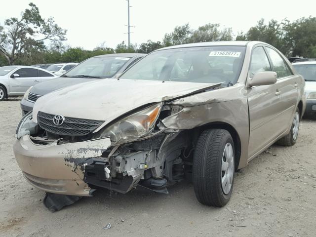 4T1BE32K83U194683 - 2003 TOYOTA CAMRY LE GOLD photo 2