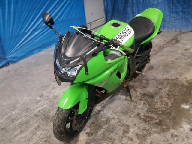 JKAEXEA178A040906 - 2008 KAWASAKI EX650 A Yaşıl foto 2