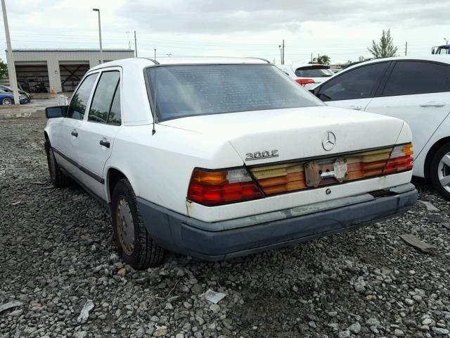 WDB1240301A373505 - 1987 MERCEDES-BENZ E CLASS WHITE photo 3