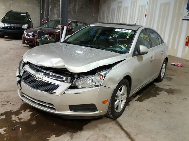 1G1PC5SB2D7159853 - 2013 CHEVROLET CRUZE LT GOLD photo 2