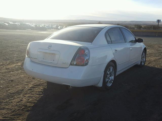 1N4AL11D15N908363 - 2005 NISSAN ALTIMA S WHITE photo 4