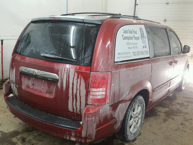 2A8HR54P08R713858 - 2008 CHRYSLER TOWN & COU RED photo 4