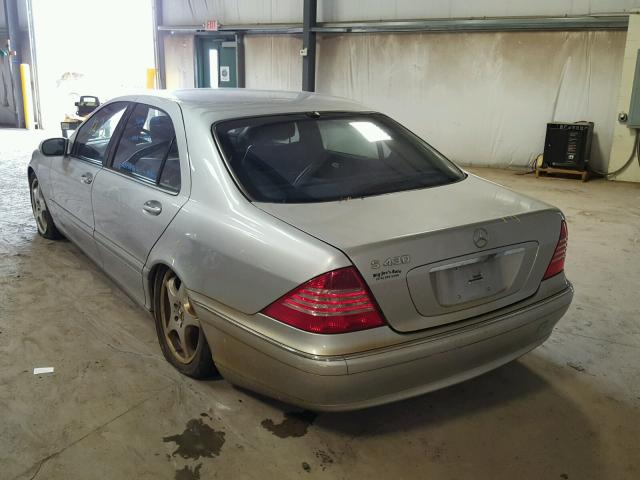 WDBNG70J74A417892 - 2004 MERCEDES-BENZ S 430 GRAY photo 3