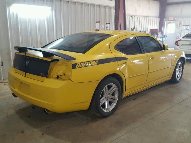 2B3KA53H06H316900 - 2006 DODGE CHARGER R/ YELLOW photo 4