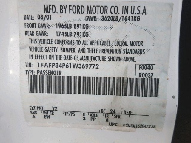 1FAFP34P61W369772 - 2001 FORD FOCUS SE WHITE photo 10