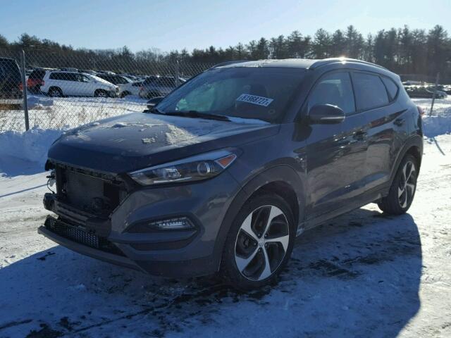 KM8J3CA27GU035811 - 2016 HYUNDAI TUCSON LIM GRAY photo 2