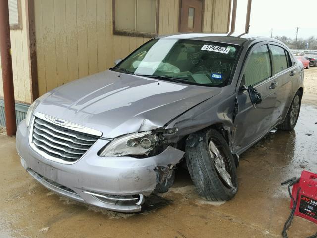 1C3CCBAB5DN642534 - 2013 CHRYSLER 200 LX SILVER photo 2