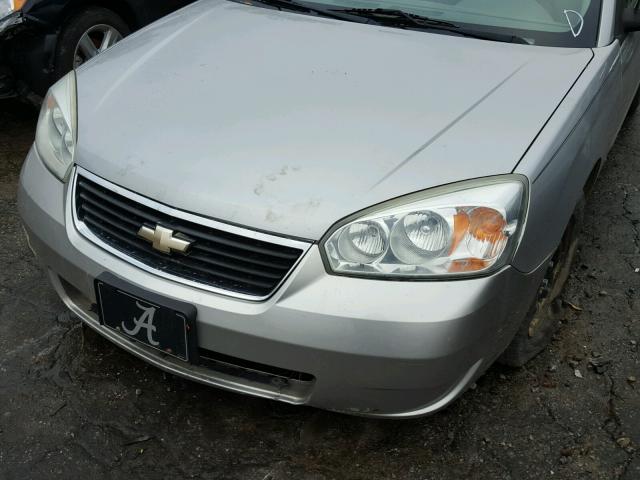 1G1ZS58F97F111749 - 2007 CHEVROLET MALIBU LS SILVER photo 9