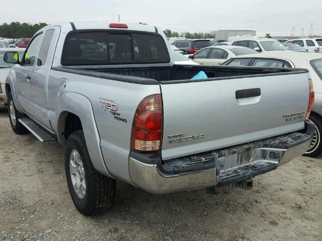 5TETU62N16Z260056 - 2006 TOYOTA TACOMA PRE SILVER photo 3