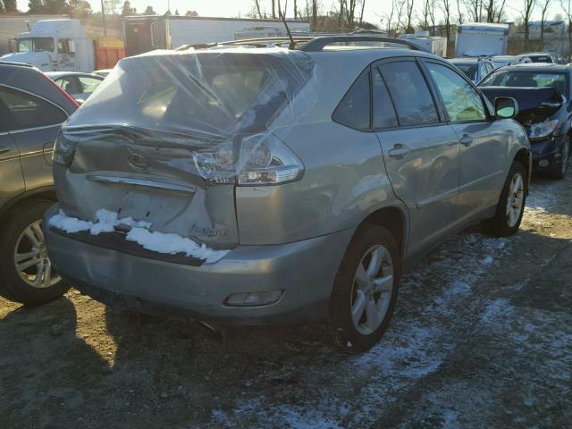 2T2HA31UX5C053963 - 2005 LEXUS RX 330 SILVER photo 4