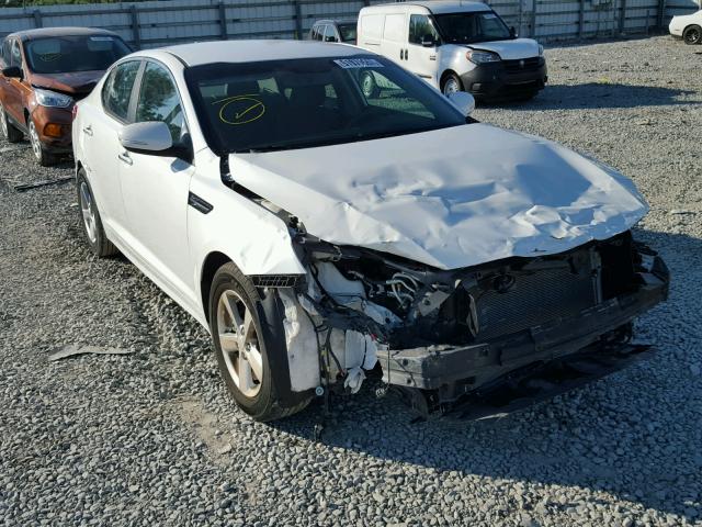 KNAGM4A75F5639246 - 2015 KIA OPTIMA LX WHITE photo 1