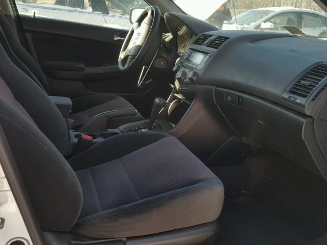 1HGCM56373A115775 - 2003 HONDA ACCORD LX SILVER photo 5