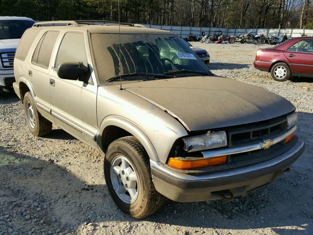 1GNDT13W5Y2229022 - 2000 CHEVROLET BLAZER TAN photo 1