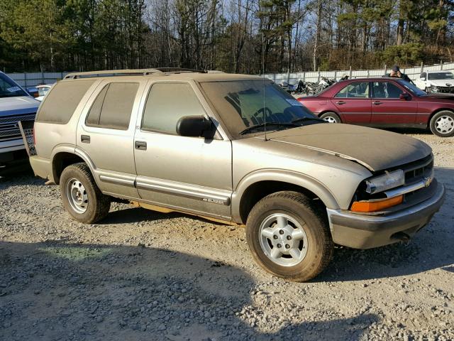 1GNDT13W5Y2229022 - 2000 CHEVROLET BLAZER TAN photo 10