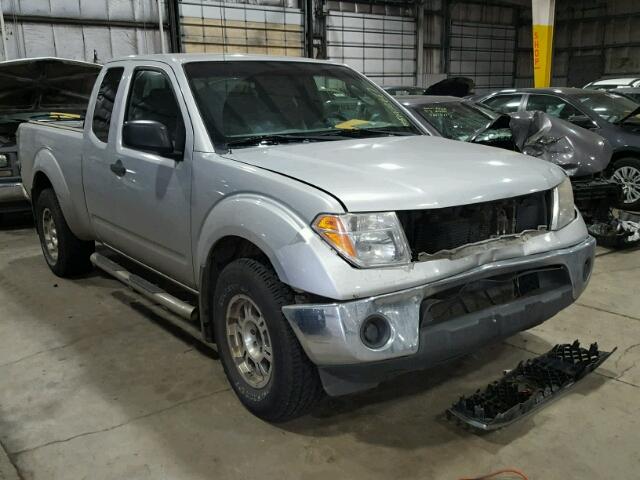 1N6BD06T28C441361 - 2008 NISSAN FRONTIER K SILVER photo 1