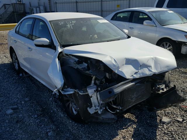 1VWAH7A37DC008421 - 2013 VOLKSWAGEN PASSAT S أبيض صورة 1