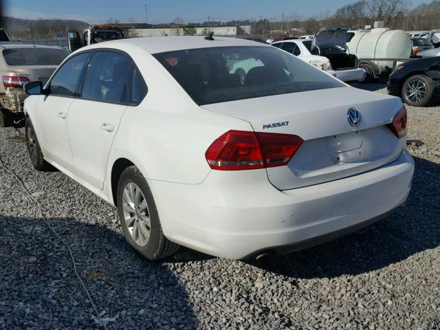 1VWAH7A37DC008421 - 2013 VOLKSWAGEN PASSAT S أبيض صورة 3