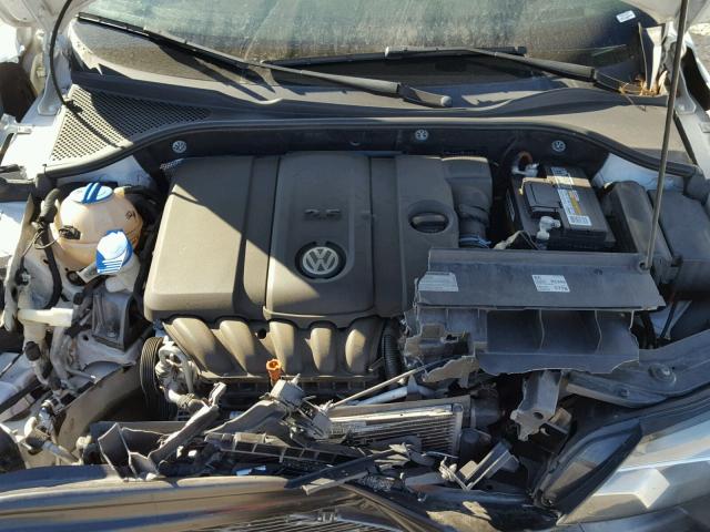 1VWAH7A37DC008421 - 2013 VOLKSWAGEN PASSAT S أبيض صورة 7