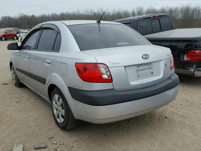 KNADE123386361986 - 2008 KIA RIO BASE SILVER photo 3